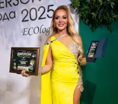 Анна Калашникова